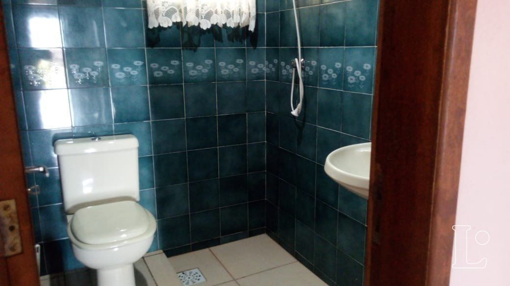 Casa à venda com 2 quartos, 223m² - Foto 14