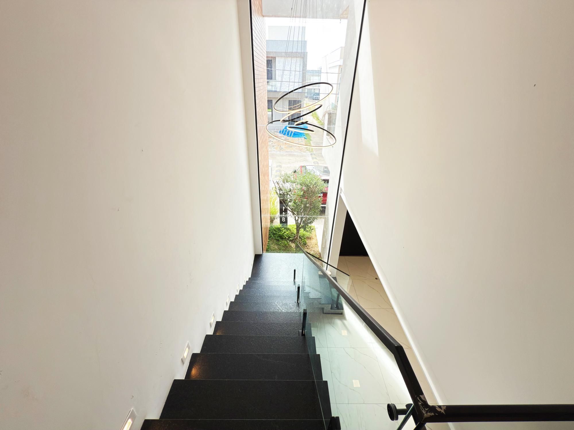 Casa de Condomínio 3 dormitórios no bairro Aberta dos Morros