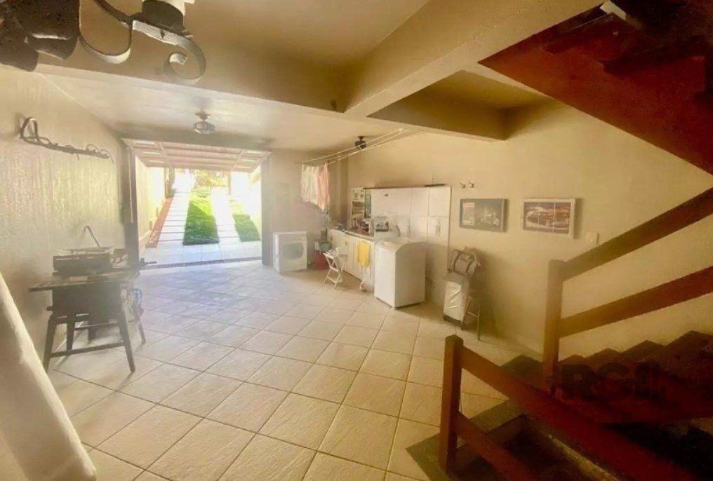 Casa à venda com 3 quartos, 239m² - Foto 10