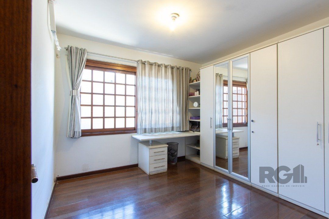 Casa à venda com 3 quartos, 222m² - Foto 25