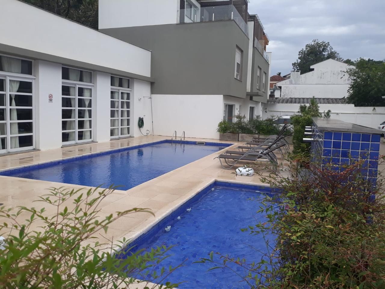 Casa de Condomínio, 3 dormitórios no bairro Glória em Porto Alegre para Comprar