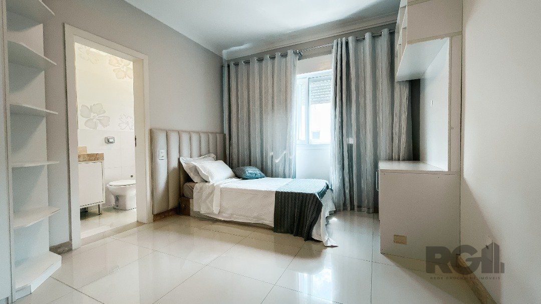 Casa de Condomínio à venda com 5 quartos, 291m² - Foto 9
