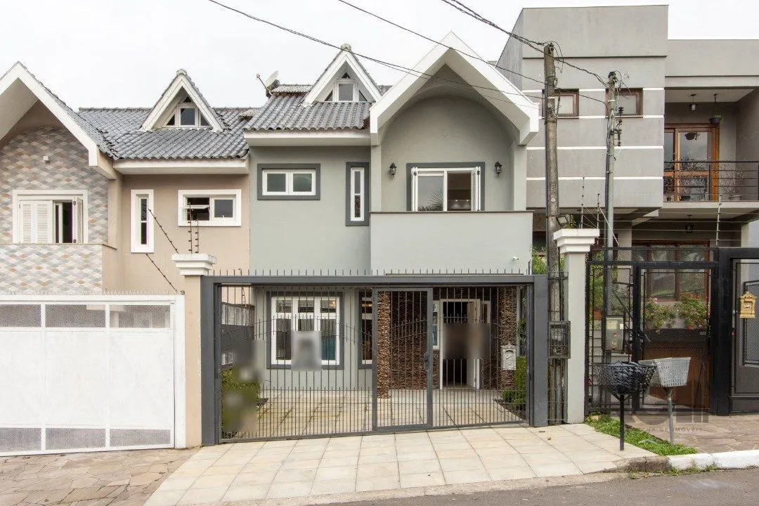 Casa à venda com 156m², 3 quartos, 1 suíte, 2 vagas no bairro Ipanema em Porto Alegre