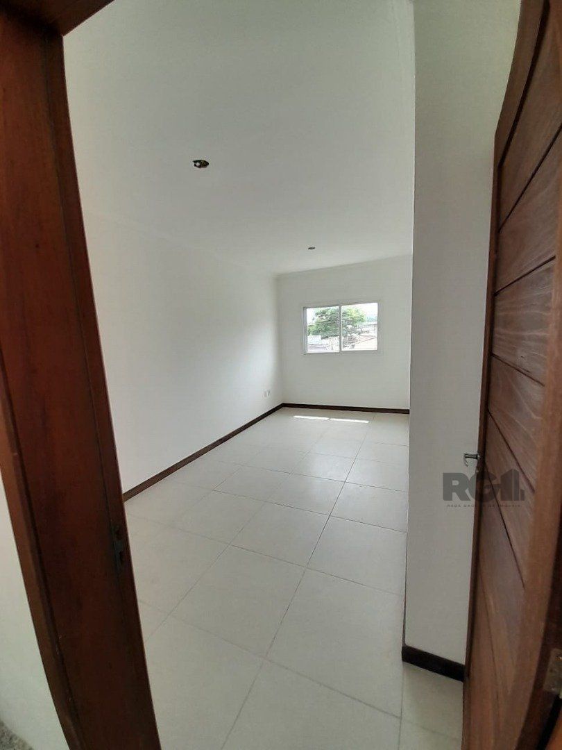 Casa à venda com 3 quartos, 229m² - Foto 11