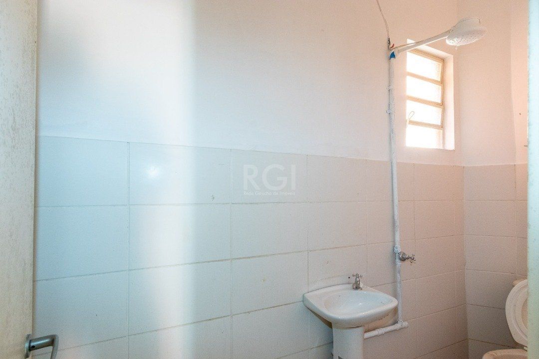Casa à venda com 3 quartos, 232m² - Foto 8