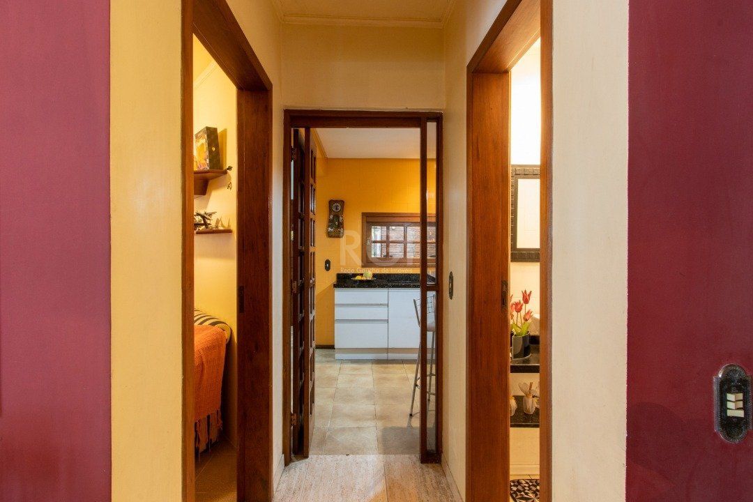 Casa à venda com 5 quartos, 250m² - Foto 15