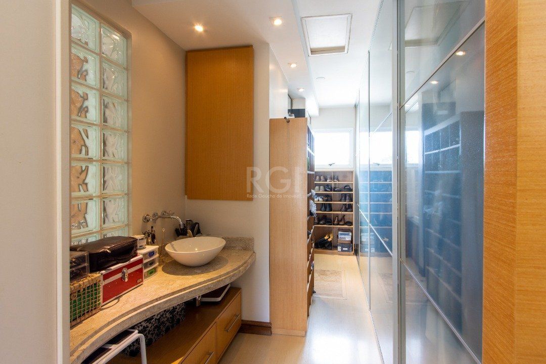 Casa, 4 quartos, 286 m² - Foto 47