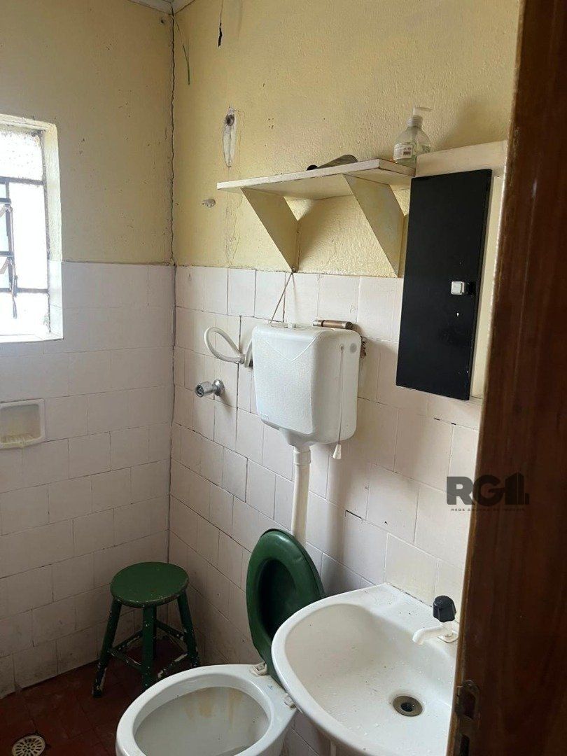 Casa à venda com 2 quartos, 300m² - Foto 6