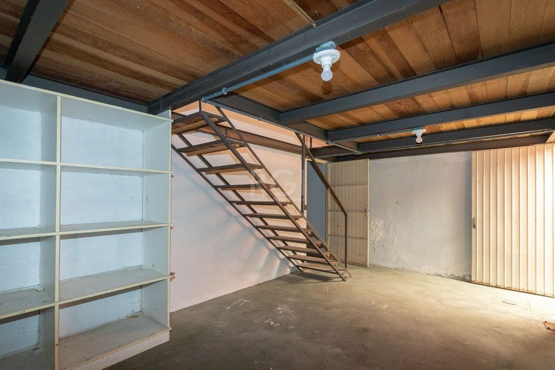 Casa à venda com 3 quartos, 232m² - Foto 16