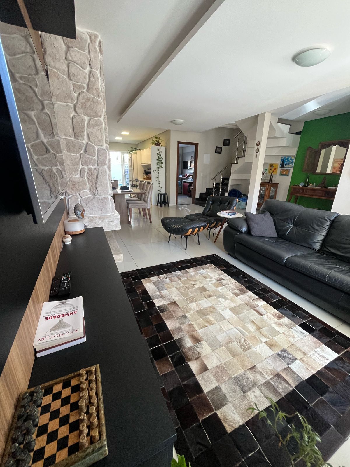 Casa à venda com 3 quartos, 146m² - Foto 4