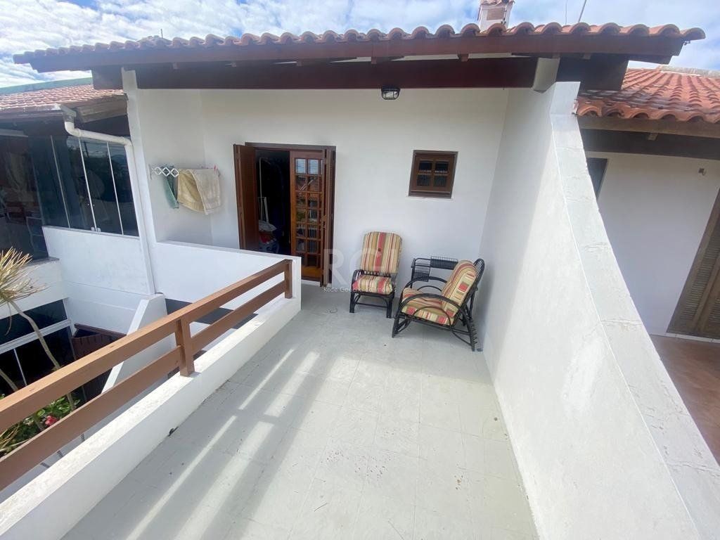 Casa à venda com 3 quartos, 127m² - Foto 2