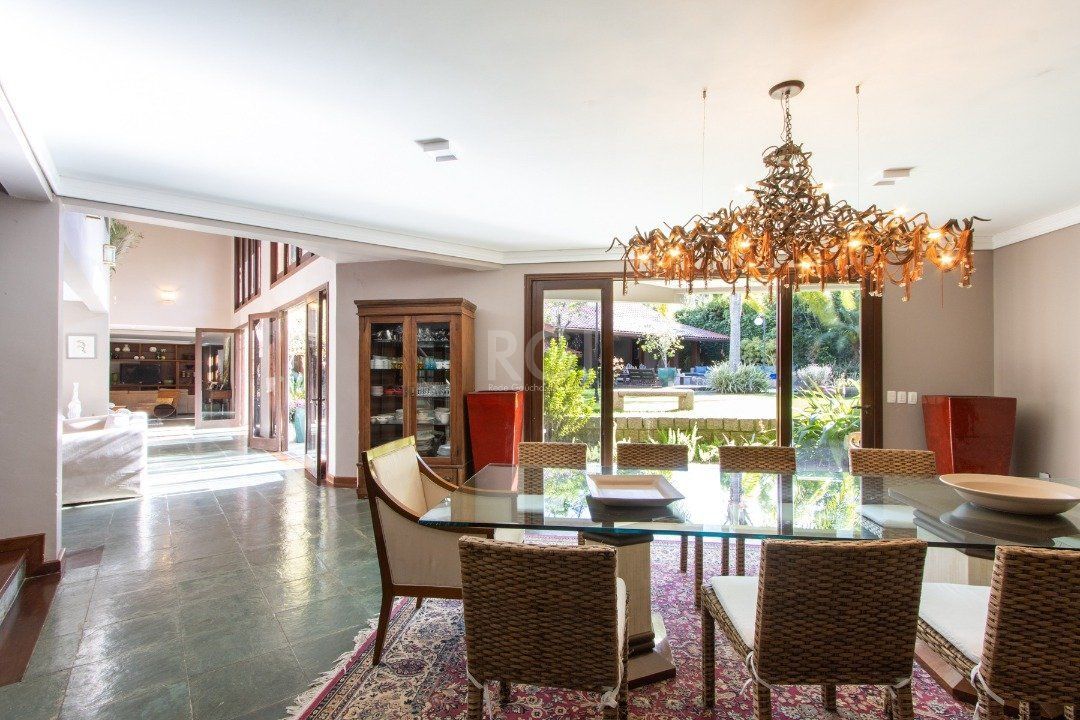 Casa de Condomínio à venda com 8 quartos, 1350m² - Foto 54