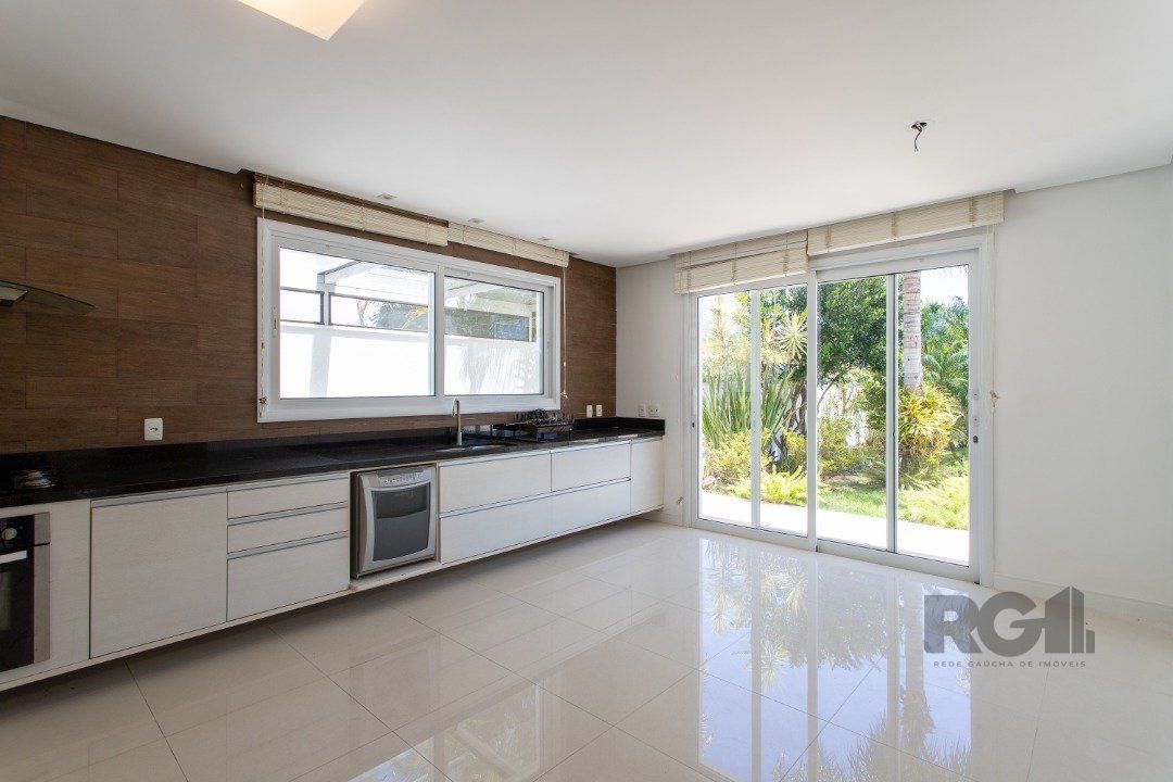 Casa de Condomínio à venda com 3 quartos, 450m² - Foto 12