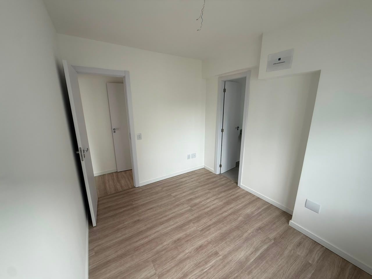 Apartamento para Venda - 69.96m², 2 dormitórios, sendo 2 suites, 1 vaga - Moinhos de Vento — foto 5