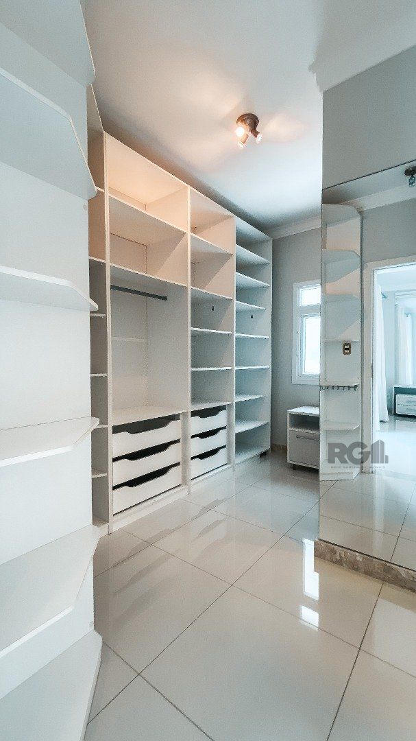 Casa de Condomínio à venda com 5 quartos, 291m² - Foto 14