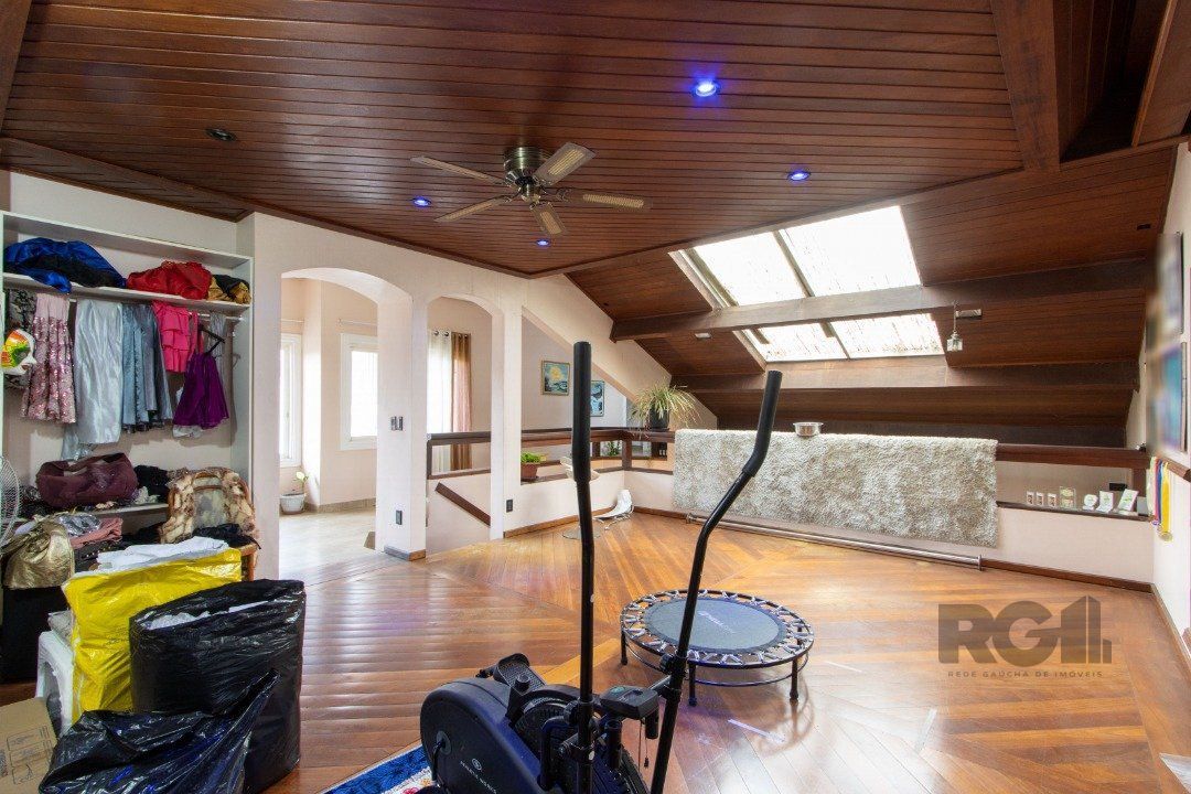 Casa à venda com 3 quartos, 291m² - Foto 28