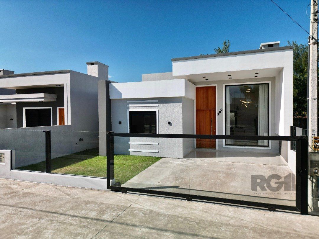 Casa à venda com 2 quartos, 74m² - Foto 1