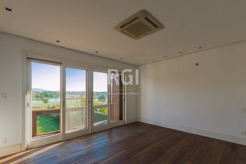 Casa de Condomínio à venda com 4 quartos, 322m² - Foto 26