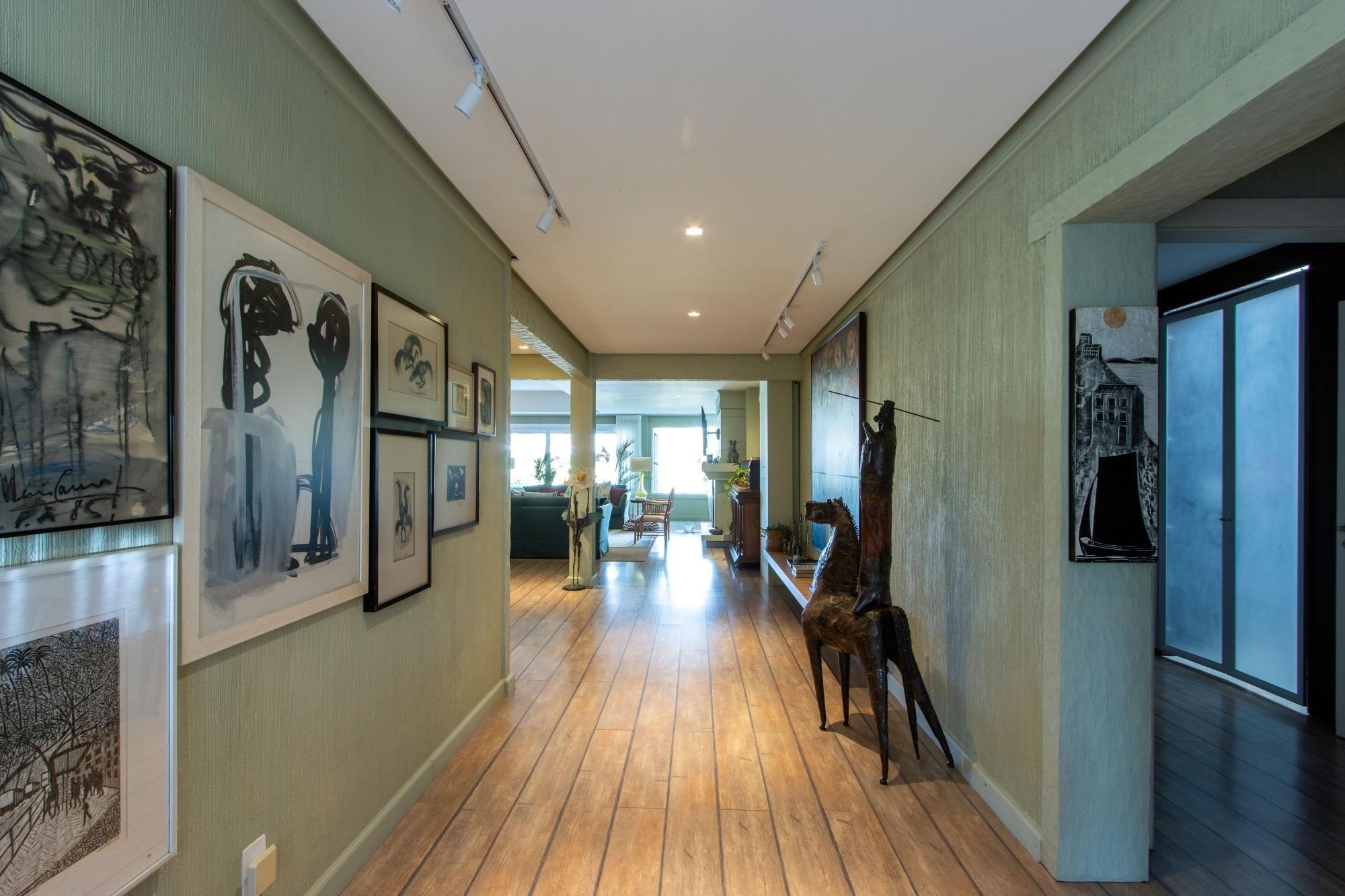 Casa de Condomínio à venda com 4 quartos, 553m² - Foto 6