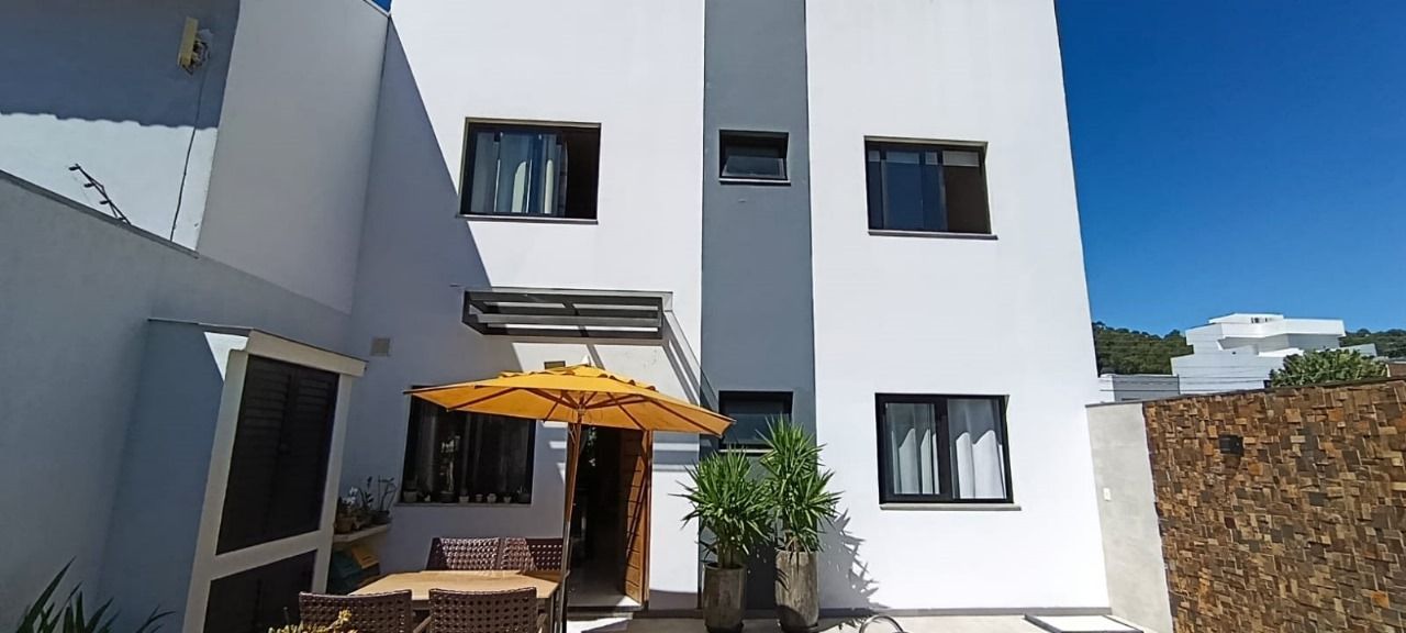 Casa à venda com 4 quartos, 180m² - Foto 38