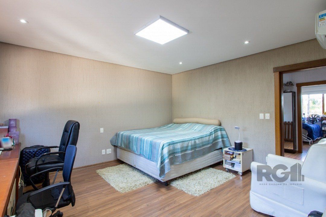 Casa de Condomínio à venda com 4 quartos, 226m² - Foto 35