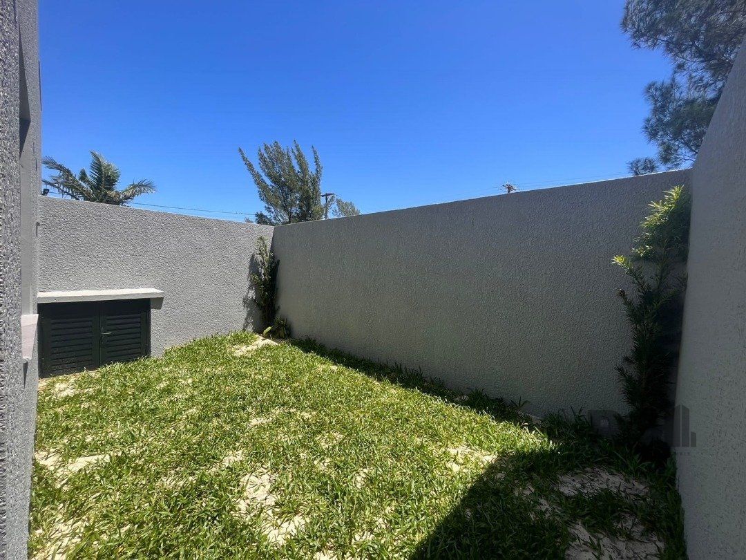 Casa à venda com 2 quartos, 100m² - Foto 12