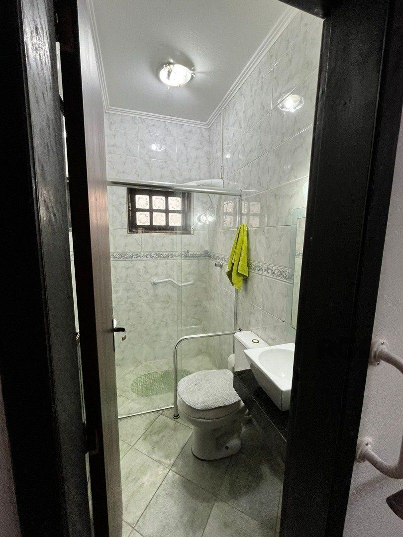 Casa, 3 quartos, 300 m² - Foto 8