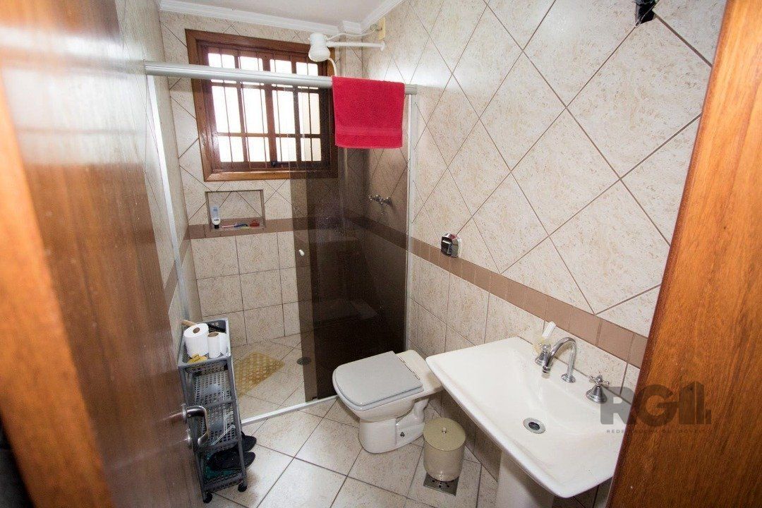 Casa à venda com 6 quartos, 321m² - Foto 14