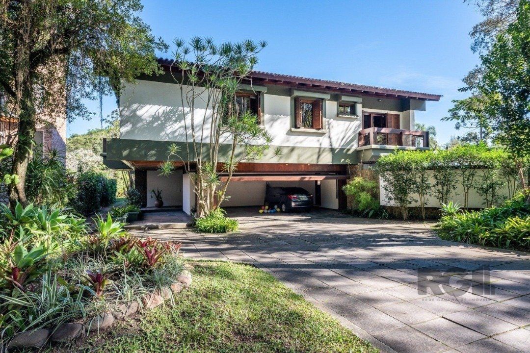 Casa de Condomínio à venda com 4 quartos, 650m² - Foto 1