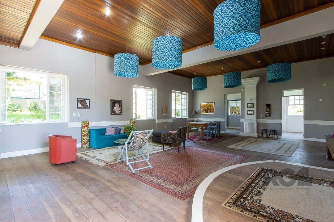 Casa à venda com 3 quartos, 239m² - Foto 8