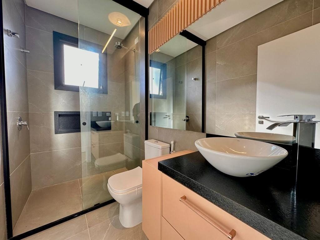 Casa, 4 quartos, 270 m² - Foto 36