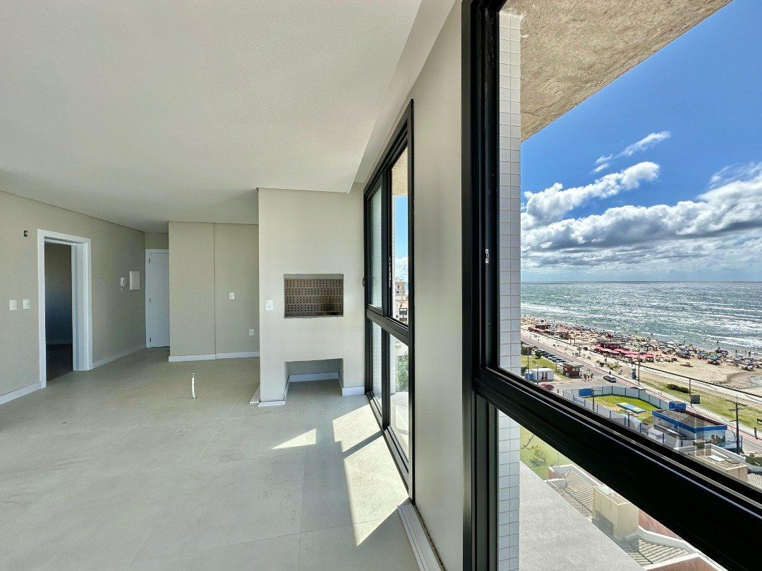 Apartamento à venda com 3 quartos, 119m² - Foto 3
