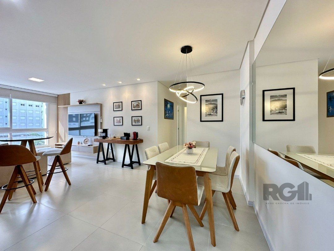 Apartamento à venda com 2 quartos, 78m² - Foto 3