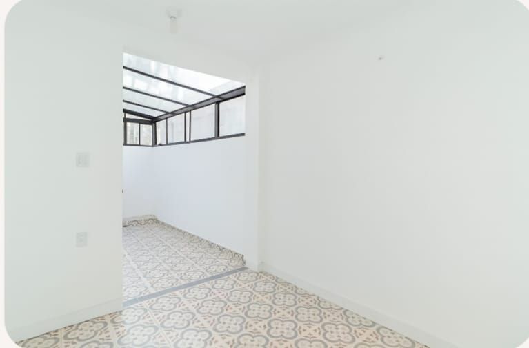 Apartamento à venda no bairro Moinhos de Vento, em Porto Alegre – RS. Com área privativa de 100.73m².