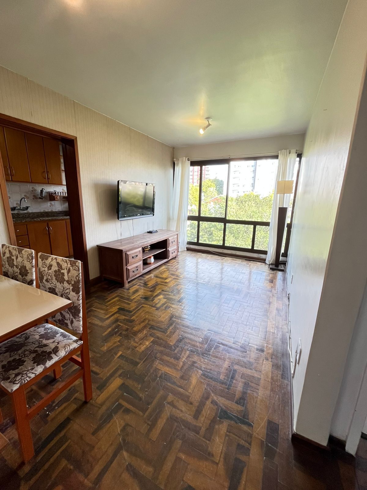 Apartamento à venda com 49m², 1 quarto no bairro Cristal em Porto Alegre