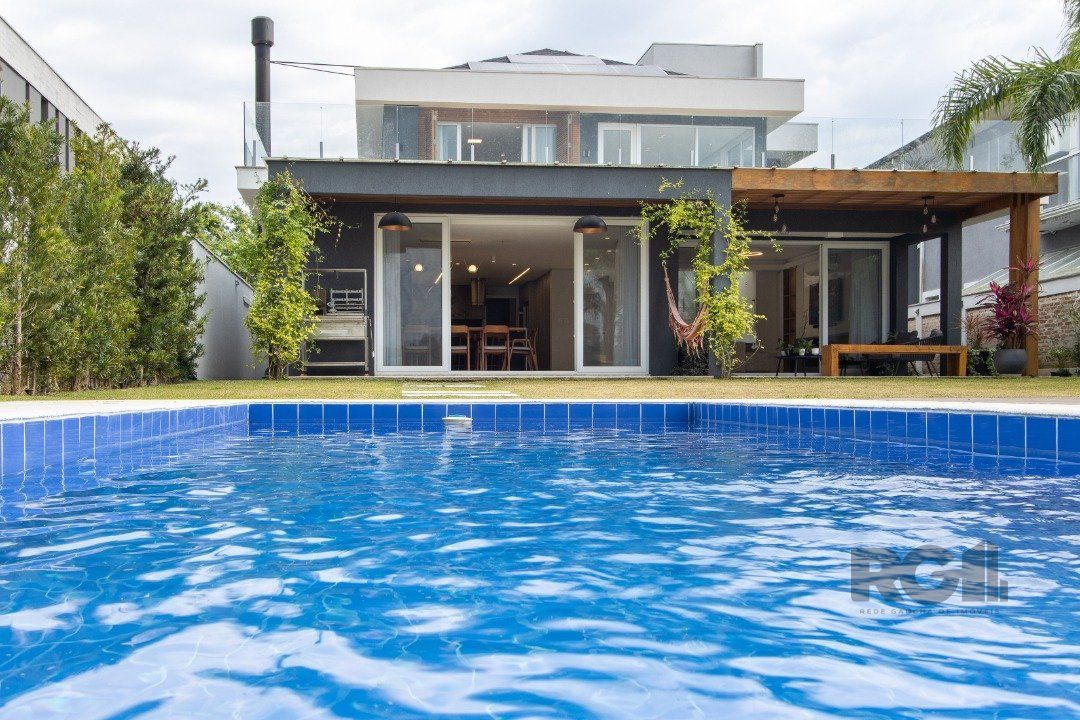 Casa de Condomínio à venda com 4 quartos, 350m² - Foto 42