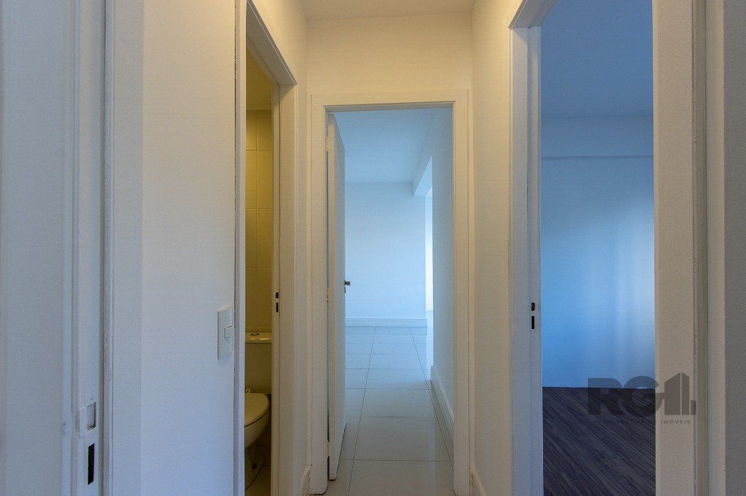 Apartamento à venda com 2 quartos, 64m² - Foto 28
