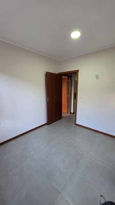 Apartartamento 2 dorm, reformado, semi mobiliado - bairro Cristal