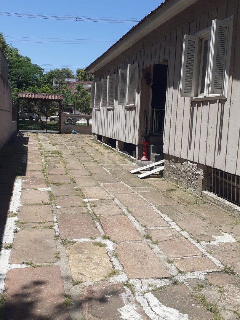 Casa à venda com 2 quartos, 440m² - Foto 7