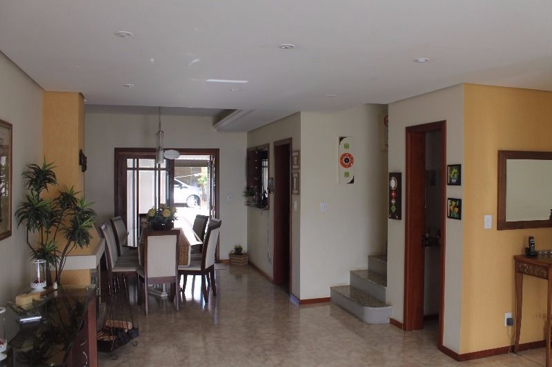 Casa à venda com 4 quartos, 290m² - Foto 5