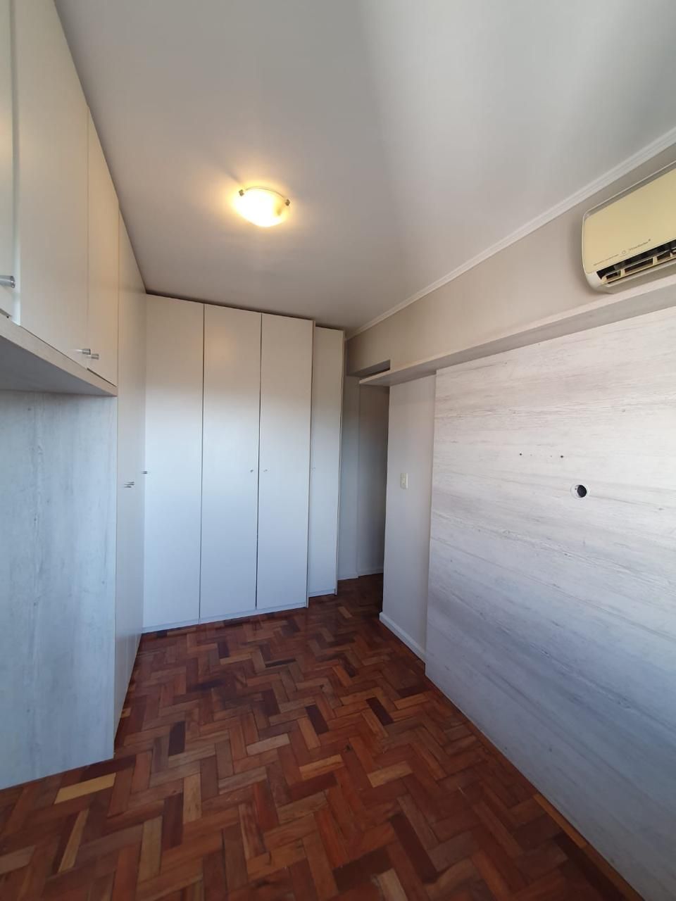 Apartamento à venda com 1 quarto, 44m² - Foto 11