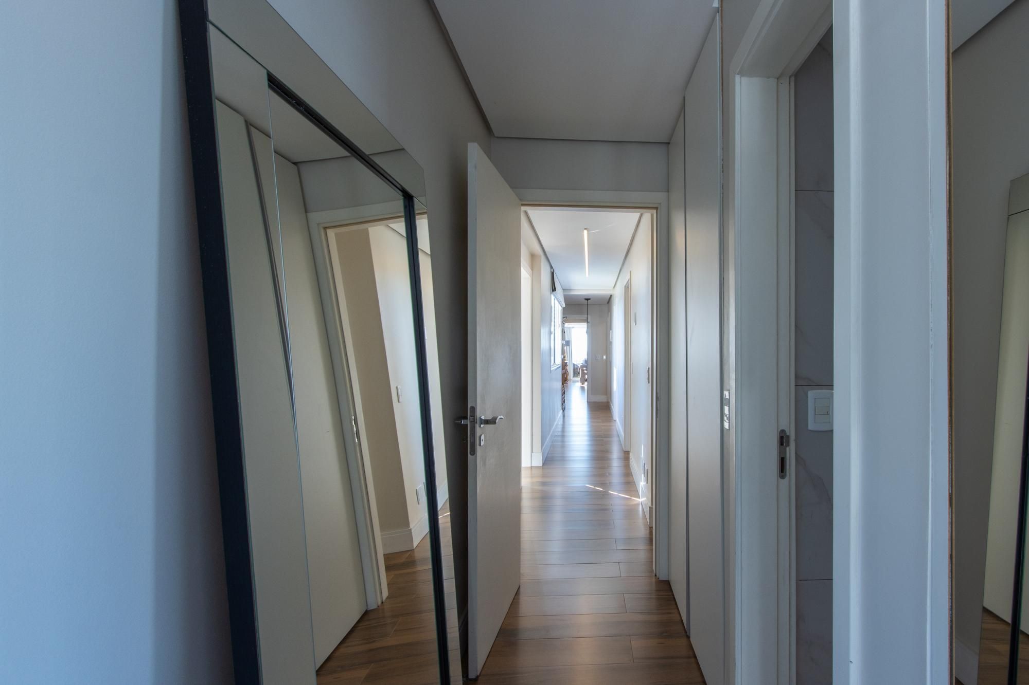 Apartamento à venda com 4 quartos, 170m² - Foto 47