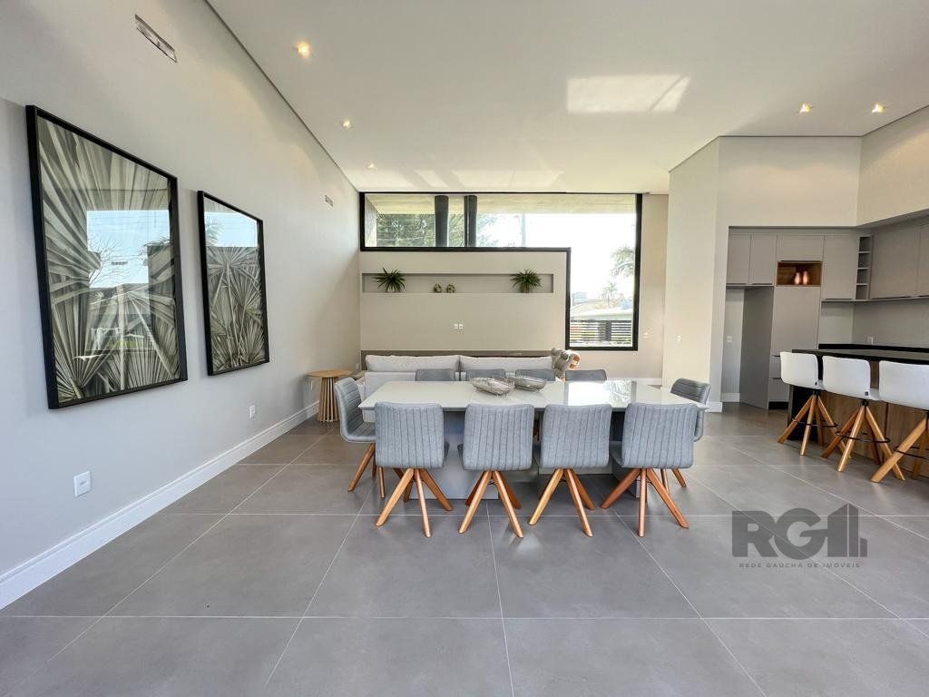 Casa, 4 quartos, 324 m² - Foto 2