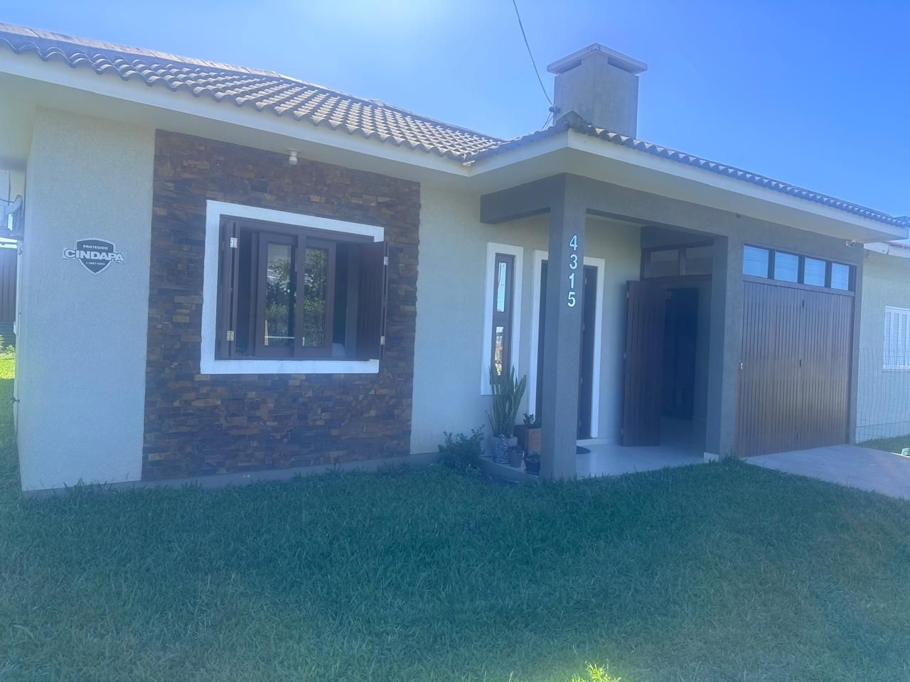 Casa térrea, 3 dormitórios, 1 suite - Arroio do Sal