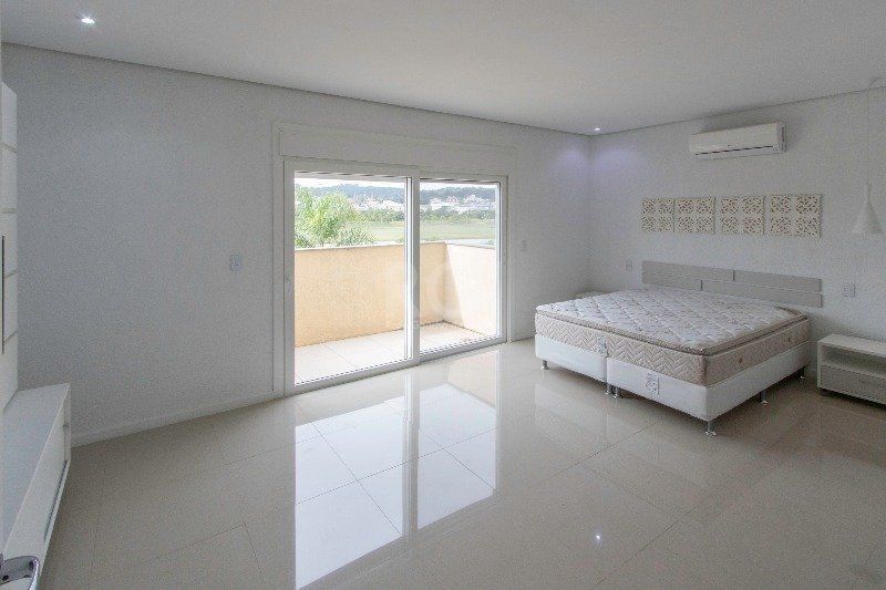 Casa de Condomínio à venda com 4 quartos, 320m² - Foto 30