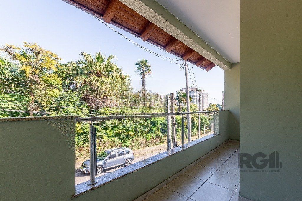 Casa à venda com 3 quartos, 236m² - Foto 7