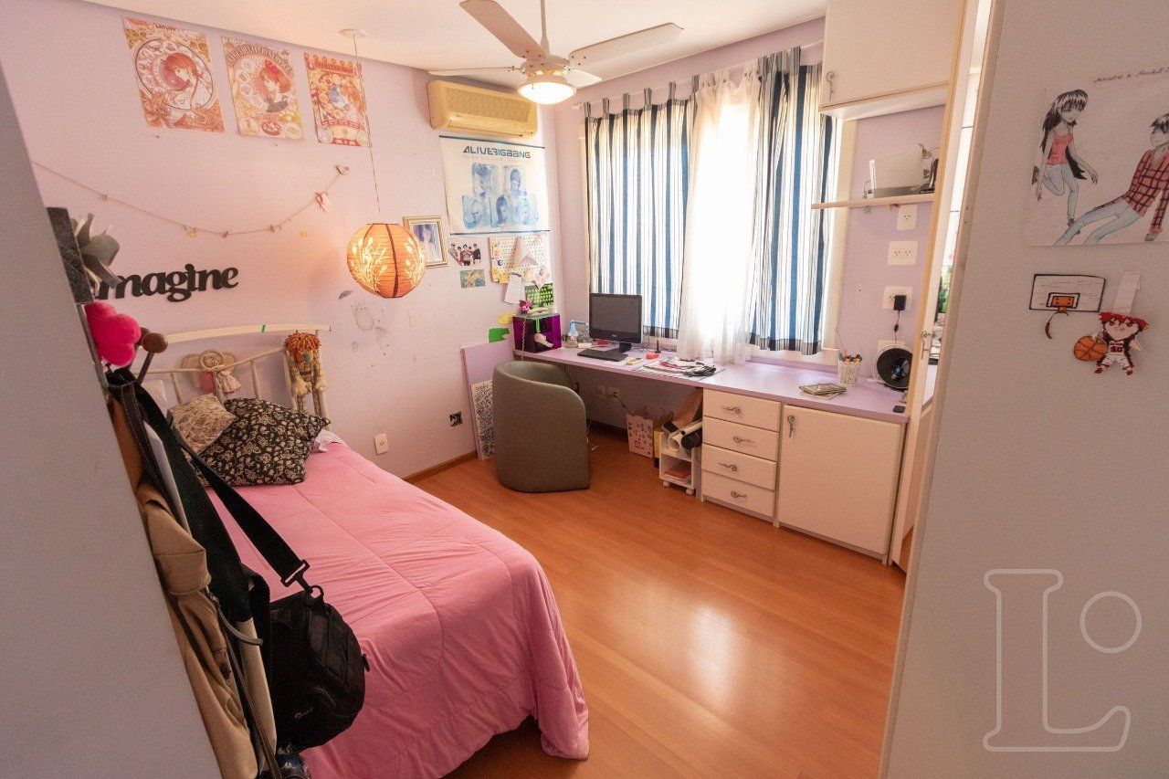 Casa de Condomínio à venda com 3 quartos, 241m² - Foto 28