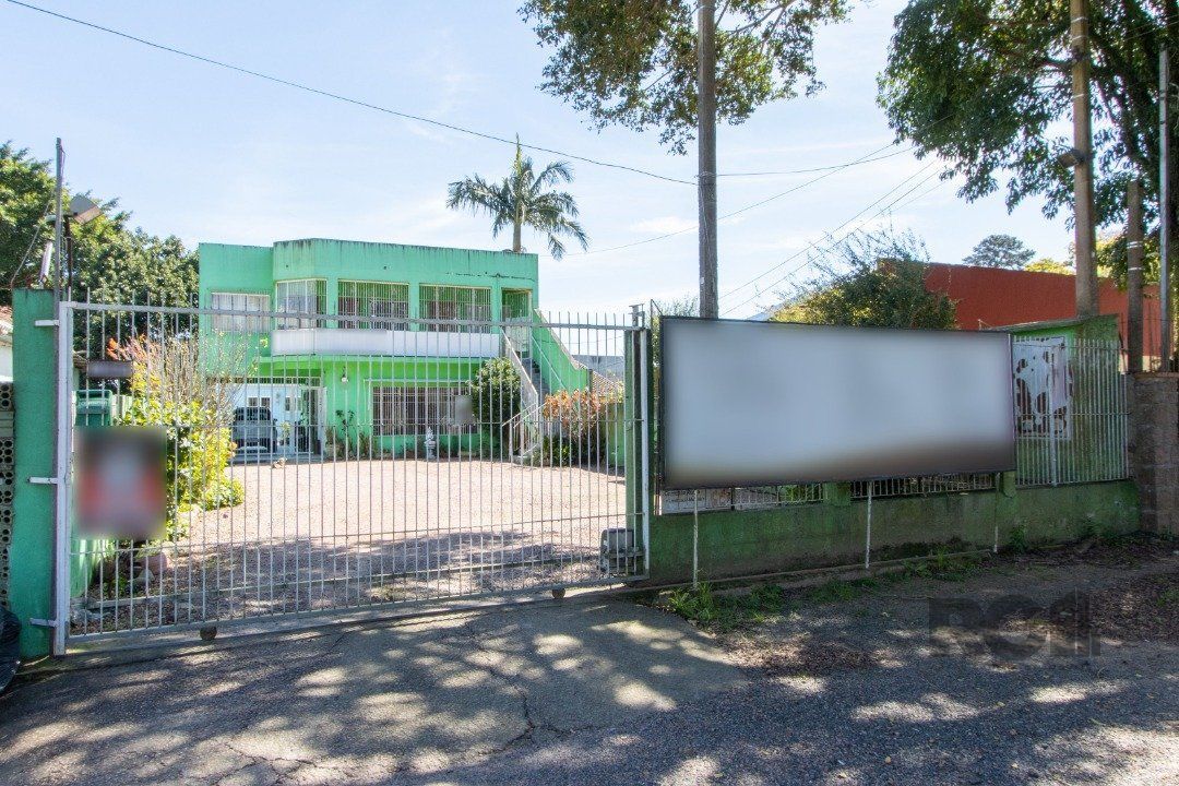 Casa à venda com 2 quartos, 80m² - Foto 2