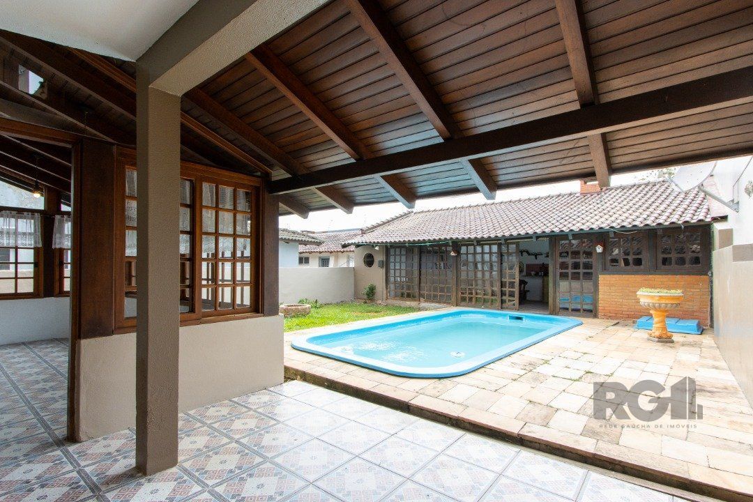 Casa à venda com 4 quartos, 256m² - Foto 23