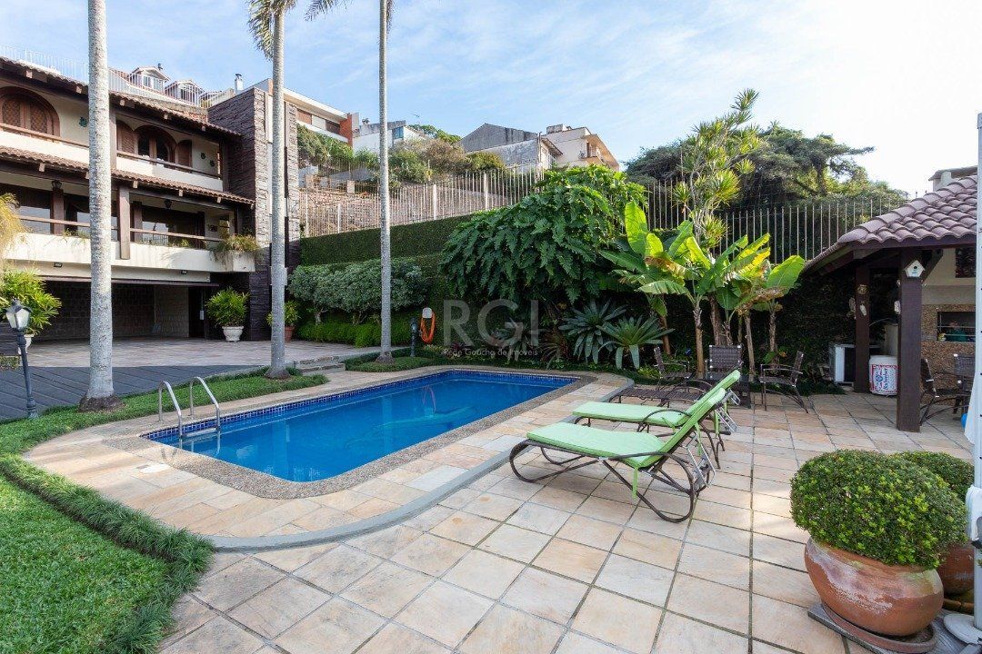 Casa à venda com 4 quartos, 430m² - Foto 7